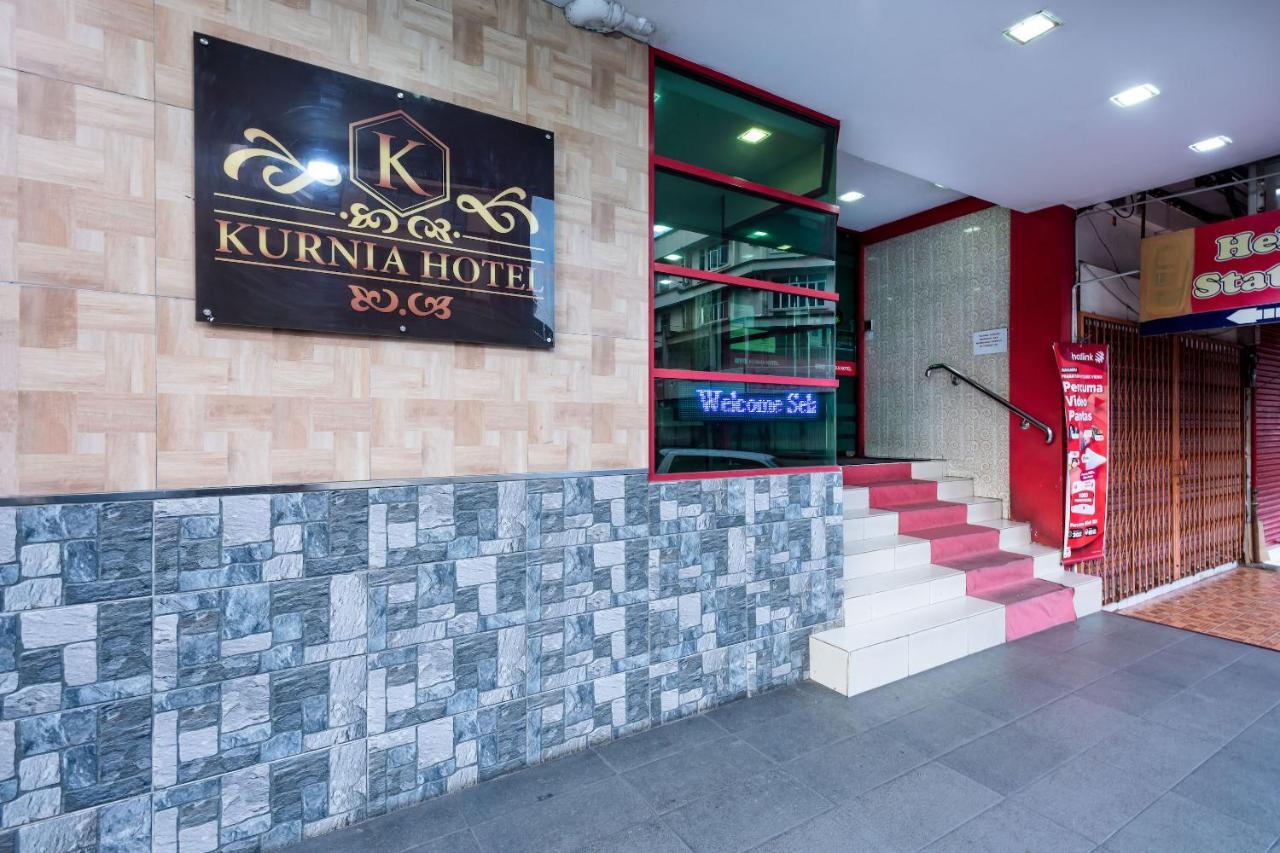 Oyo 89997 Kurnia Hotel Тавау Екстериор снимка